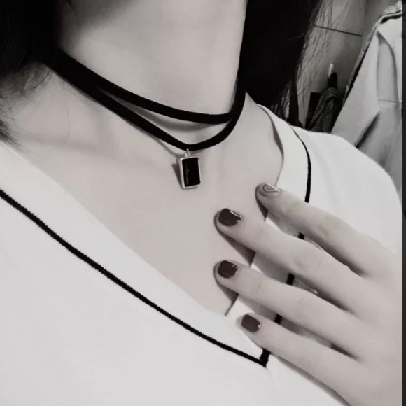 Jewelry - Liv Black Crystal Choker